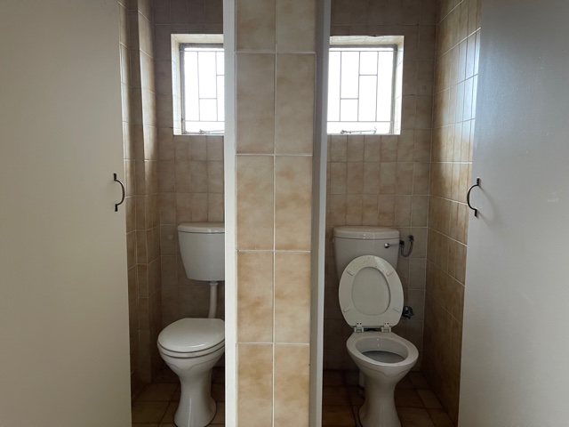 To Let commercial Property for Rent in Maitland Western Cape